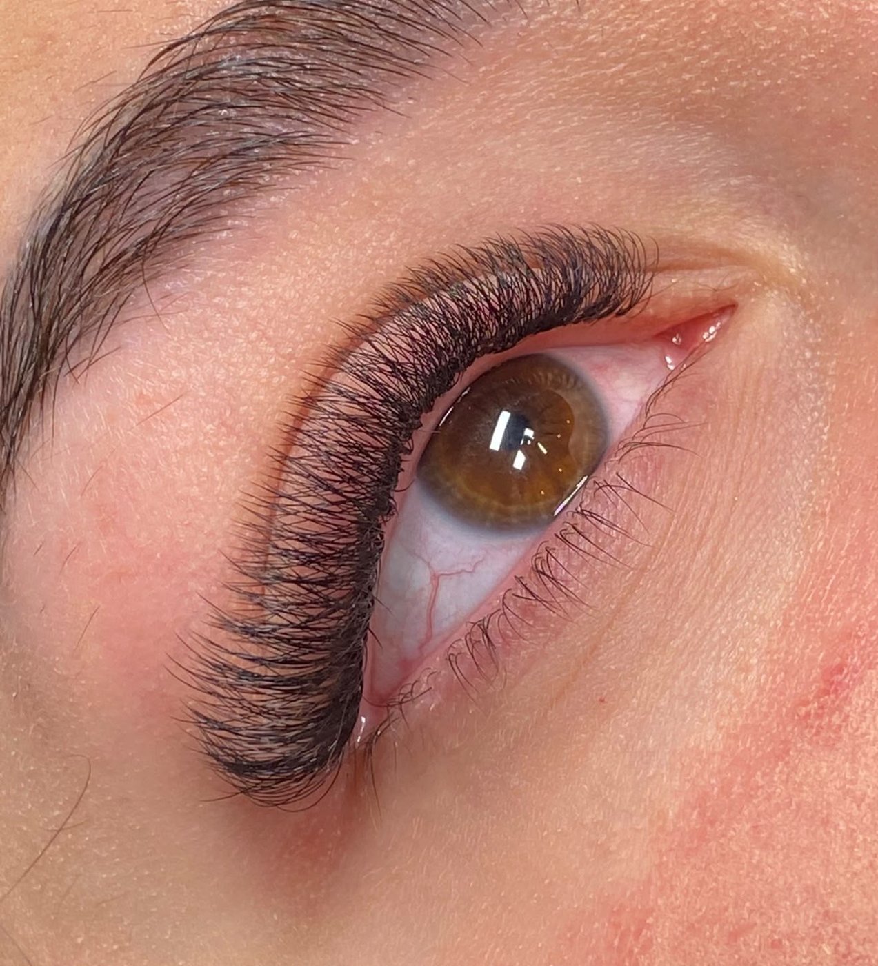 Medium Volume 4–5D — Soa Lashes - Alexanderplatz